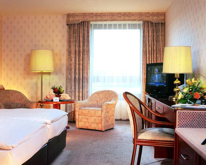 Maritim Hotel Königswinter Habitación foto